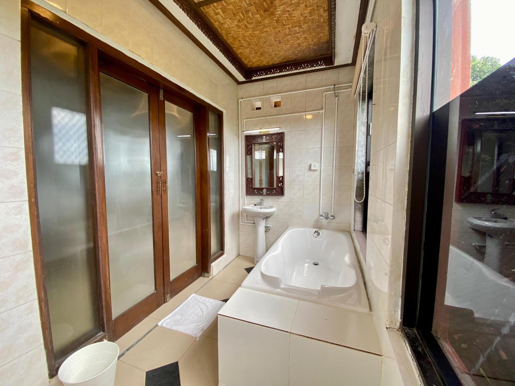 Suly Vegetarian Resort & Spa Ubud  Exterior photo
